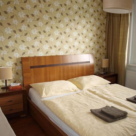 Apartman Drahovice Karlsbad Buitenkant foto